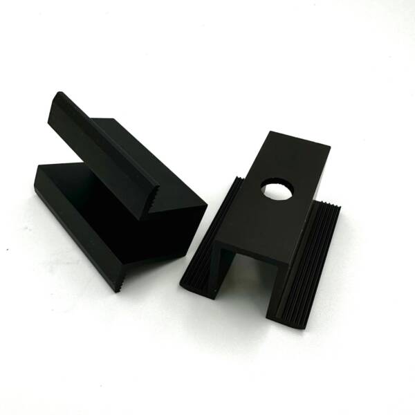 KLEMA ŚRODKOWA CZARNA ANODA